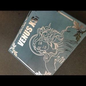 Brand new lime crime Venus xs - blue